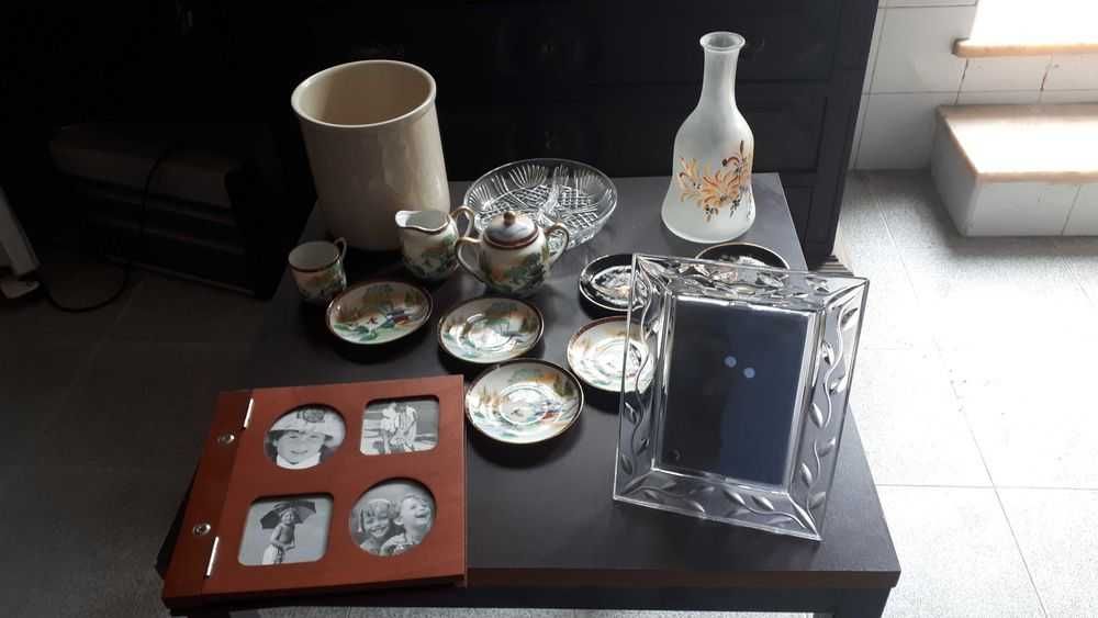 Album foto,moldura,prato aperitivos e pratos decorativos-tudo 10 euros