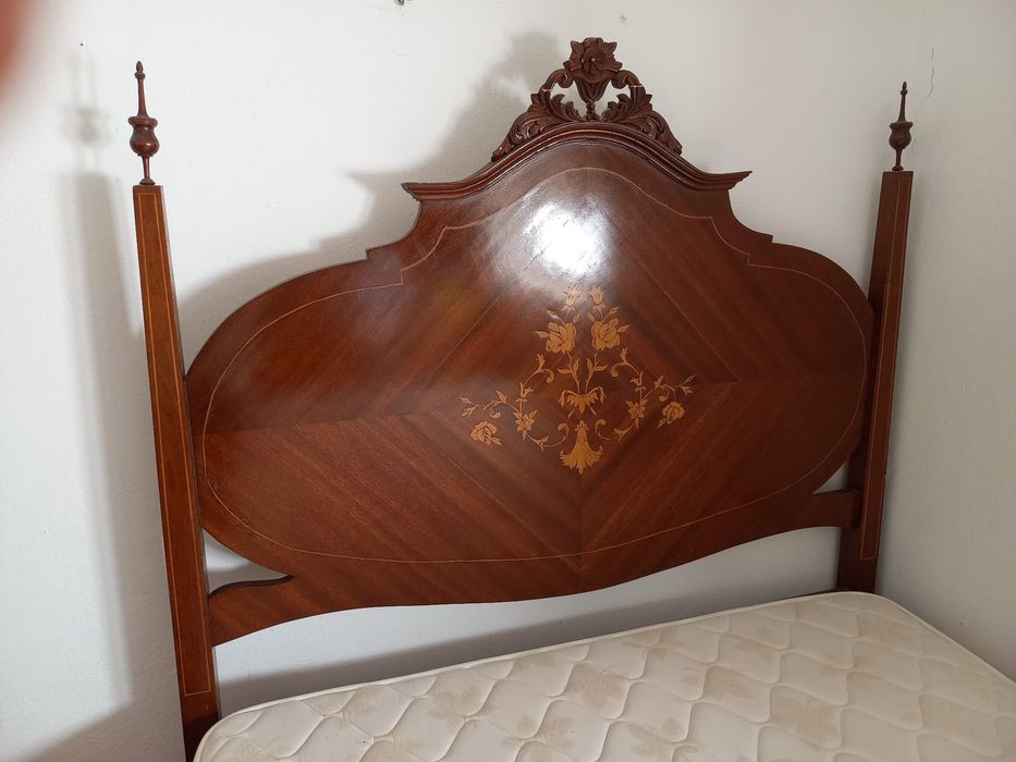 Mobília tradicional dona Maria