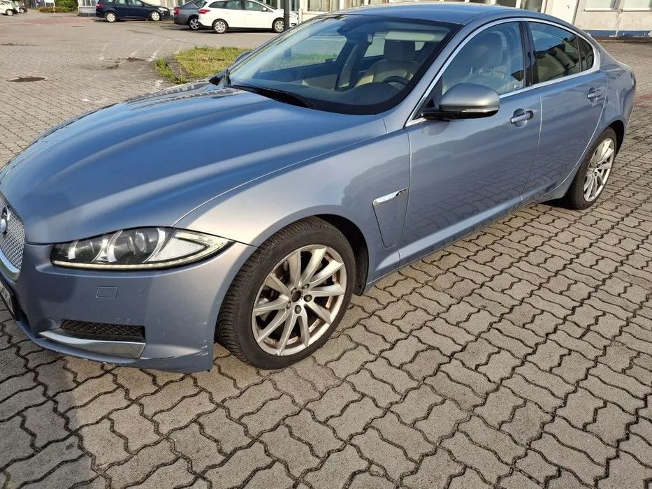 Jaguar XF Jaguar XF 2.0 benzyna 241KM