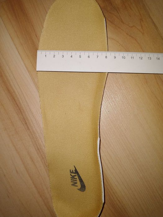 Sportowe buty, adidasy na jesień.