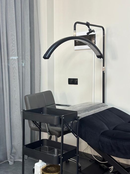 Оренда місця в студії краси