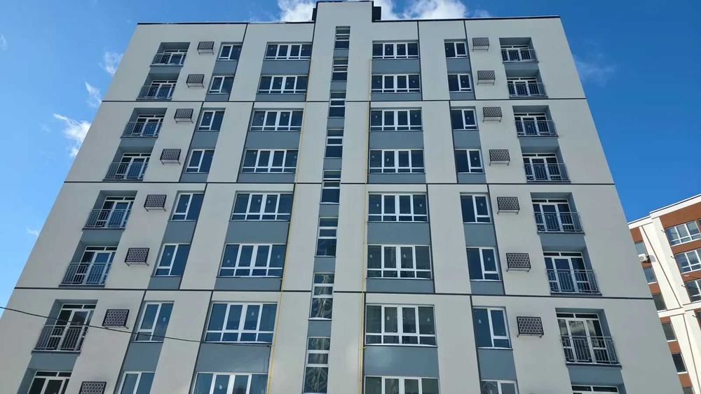 Продам 2 кімнатну видову квартиру, 58,4м в готовому будинку, і\о, бті.