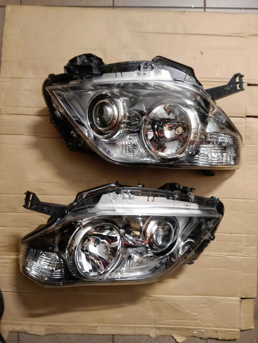 Land Cruiser 150 reflektory lampy przednie xenon