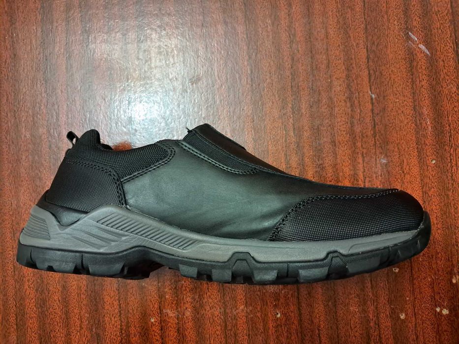 Продам Оригинальные мужские  туфли Memphis One 43 размер