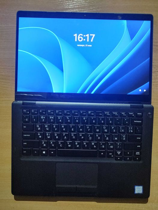 Dell Latitude 5300  8/128Gb
