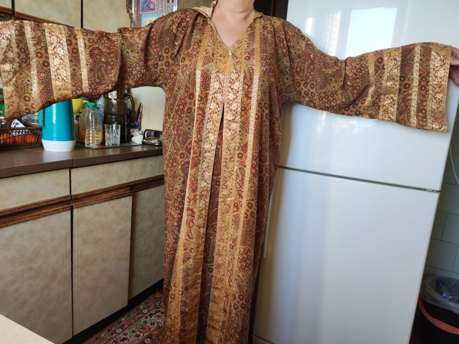 Сукня арабська з капюшоном