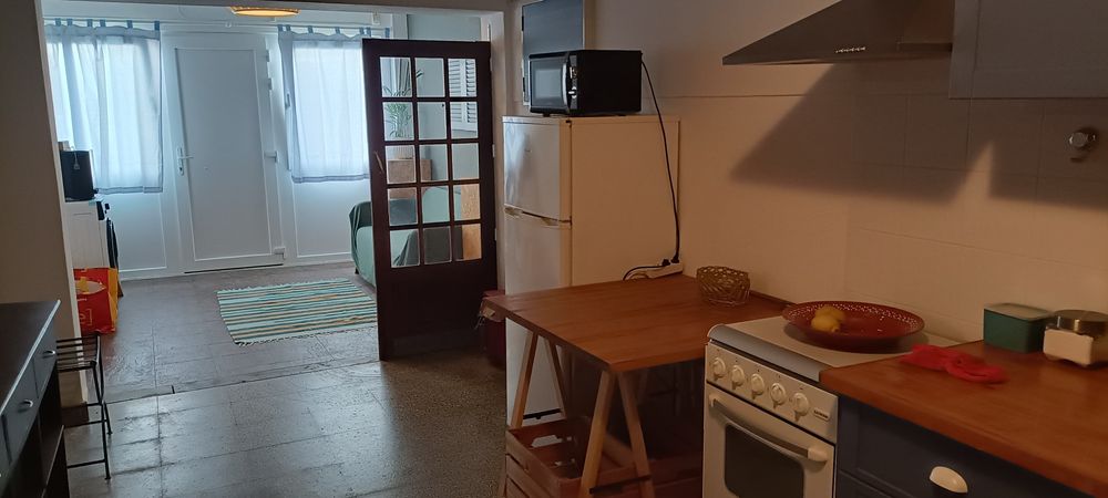 Antiga Loja no Centro de Bicesse renovada para Apartamento T2 + 1