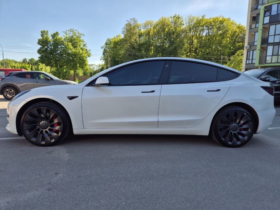 Tesla Model 3 Performance 500к.с. 22р 49 пробігу
