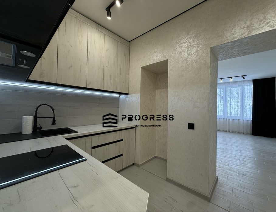 Продаж 1-кімнатної квартири район центр вул Кубійовича Вигідна ціна!