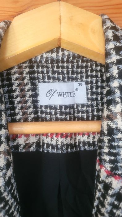 Продам весеннее пальто