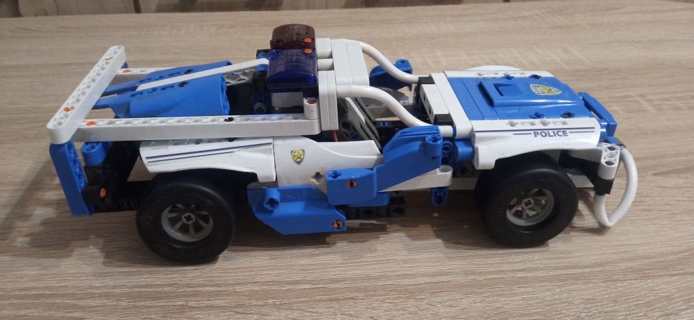 Modele z klocków clementoni samochód zdalnie sterowany