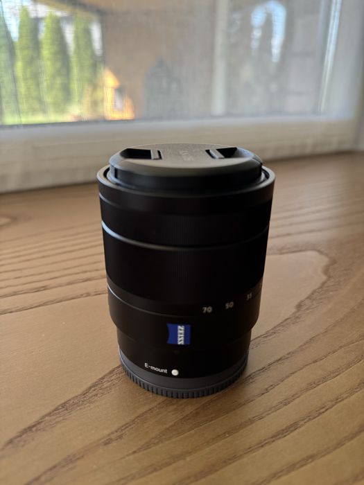 Обʼєктив Zeiss Vario-Tessar E 4/16-70 (на кроп)