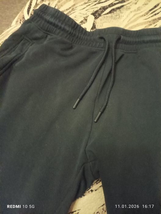 Спортивные мужские штаны. М