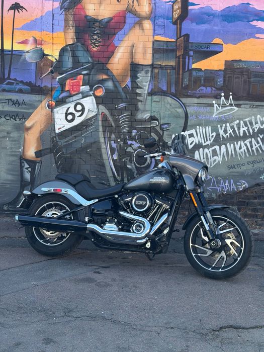 Мотоцикл Harley-Davidson Sport Glide 2021 рік
