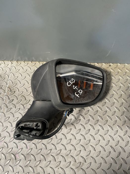 Espelho retrovisor lado direito Renault Clio Iv