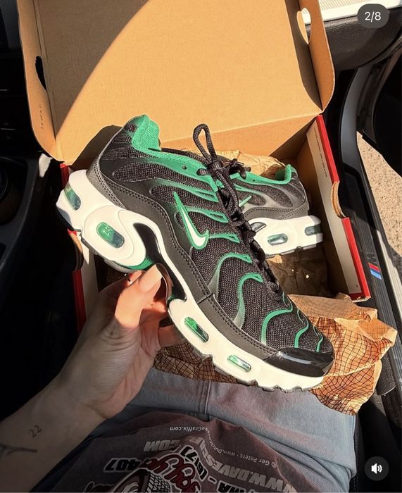 Женские оригинальные кроссовки Nike Air Max TN Plus