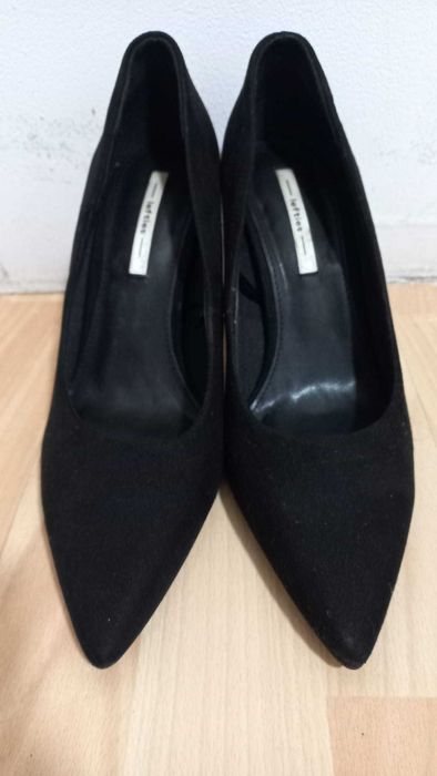 Scarpin Preto NOVO 38 / Sapato Tacão Minimal