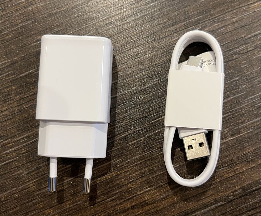 50 sztuk ladowarek z kablem USB C 1 metr