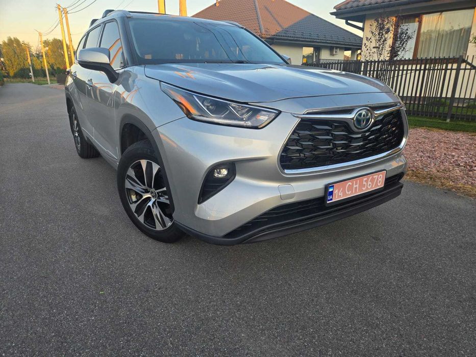 Toyota Highlander 2022 рік