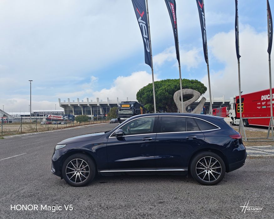 Mercedes Benz EQC 400 AMG Line — photo 2