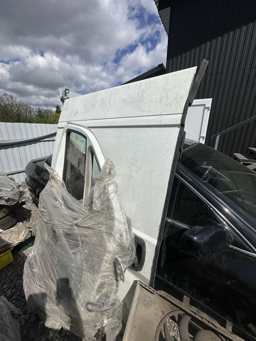 Двері Пежо Боксер