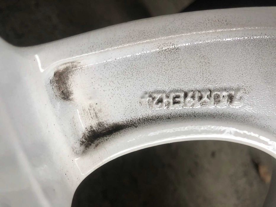 Диски оригінал на R60 Mini R19 5x120 + Pirelli PZero 225/40/19 RunFlat