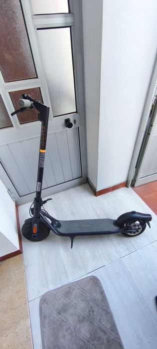 Trotinete Elétrica Segway Ninebot KickScooter F25E ||