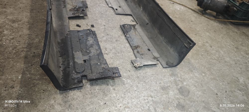 Nakładki na progi BMW E38 long po lift 750il