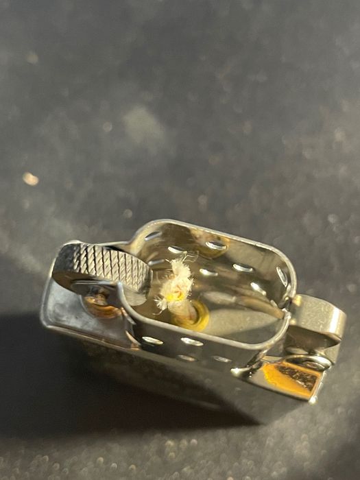 ZIPPO KITTEN  – biały mat – 2012 – BOX