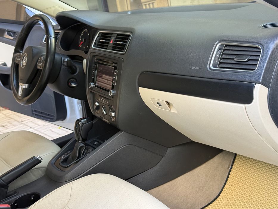 Volkswagen Jetta 2012 2.0 disel