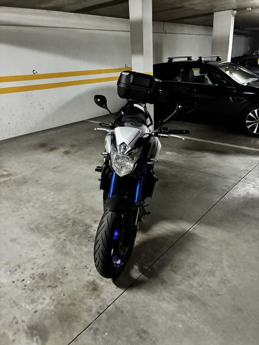 Yamaha Fz8 poucos Km’s