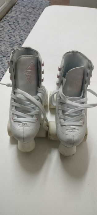 Vendo patins Menina
