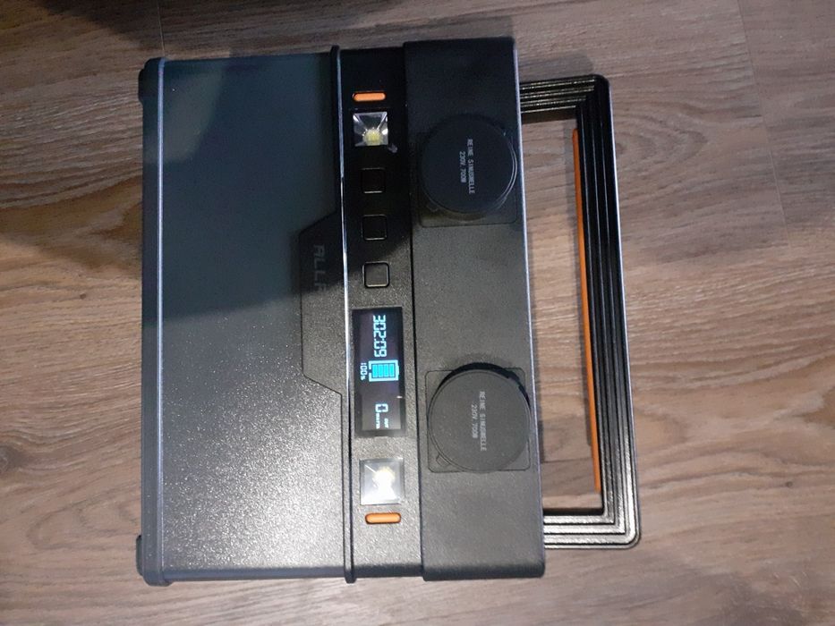 Зарядна станція  All powers  s 700