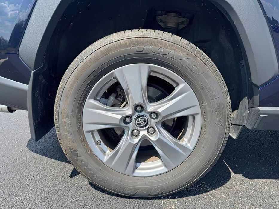 Toyota RAV4 2.5 Hybrid      2023