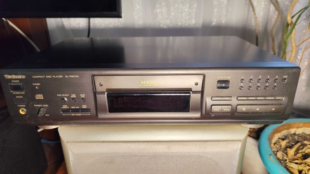 CD technics sl-ps 670d