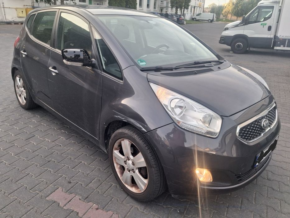 Kia Venga 1.6 benz. z gazem sprowadzony uszkodzony