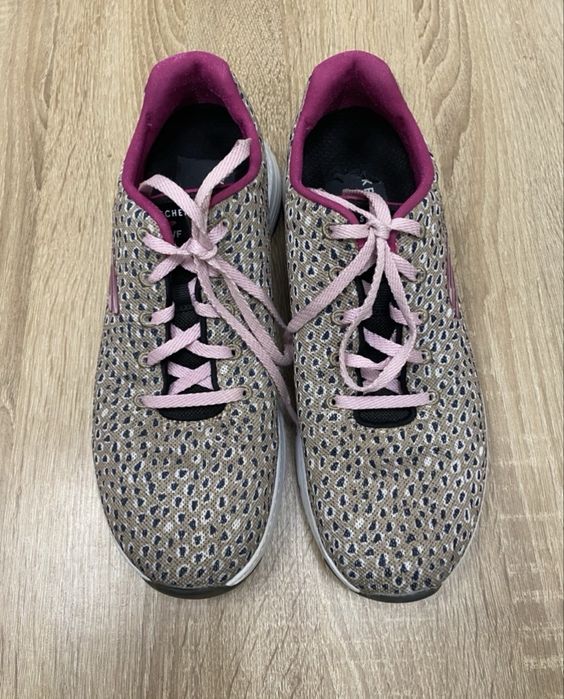 Skechers DVF Arch Fit р.39 -40 кросівки кроси