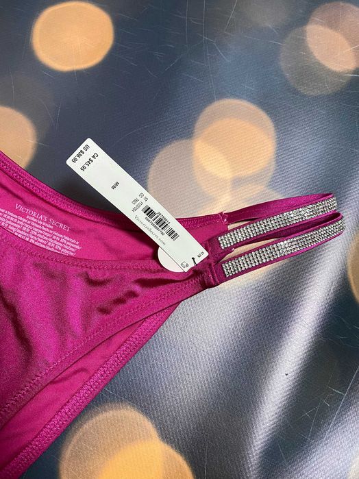 Купальник со стразами Victoria's Secret США. Низ M, верх 70-75 A,А/B