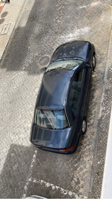 Mitsubishi carisma 98