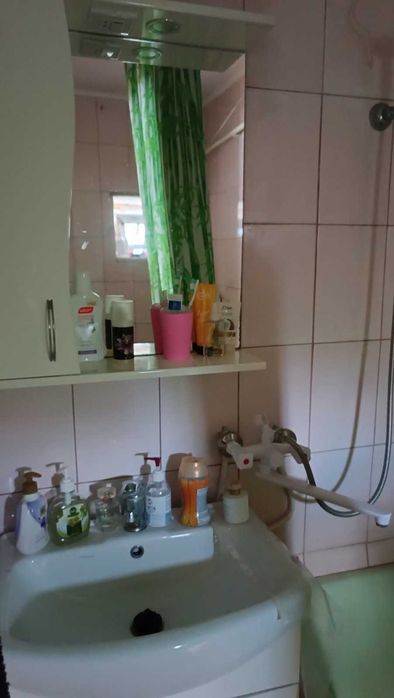 Добротний будинок в центральній частині міста Хорол.