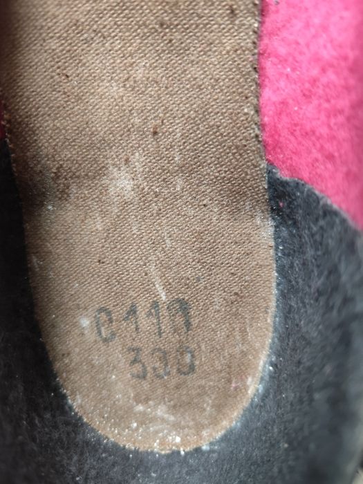 Продам галоши нові