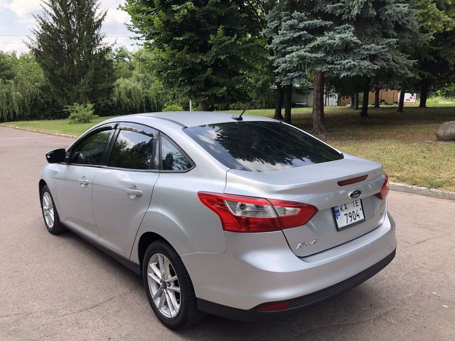 Форд  фокус   2012