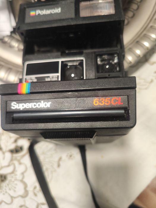 Máquina fotográfica Polaroid  635CL