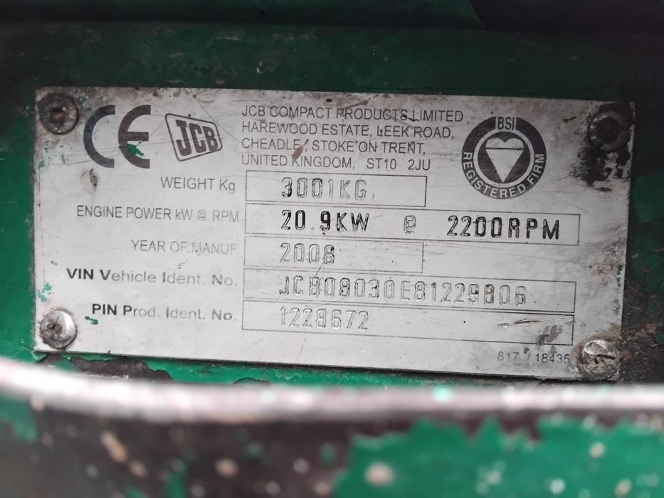 Продам мінік JCB 8030