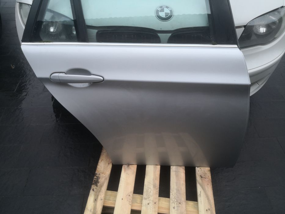Drzwi prawe tylne BMW e91 titansilber 354/7 w kolor prawy tył