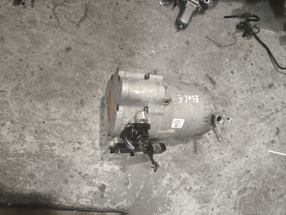 КОМПРЕСОР Кондиціонера CHEVROLET BOLT з авто 2023 року в ідеалі