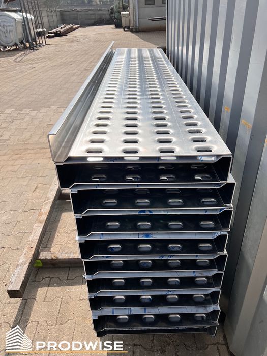 Blacha aluminiowa otworowana Lohr 2,5m panel (520mm x 2500mm) PRODUCENT 2m 2,5m 3m (stal, aluminium) PRODUKCJA POD WYMIAR (do przyczep autolawet lawet