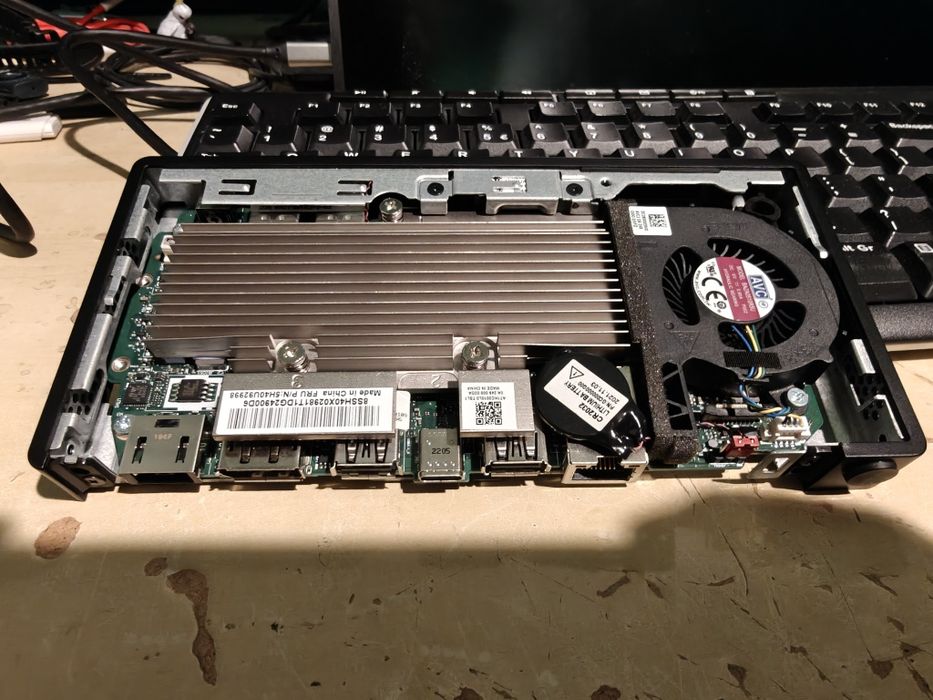 MiniPC Lenovo ThinkCentre M75n, Ryzen 3 PRO 3300U 8GB DDR4 128GB SSD