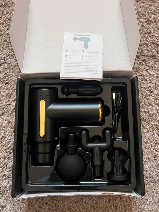 Pistola de massagem recarregável com acessórios - NOVA