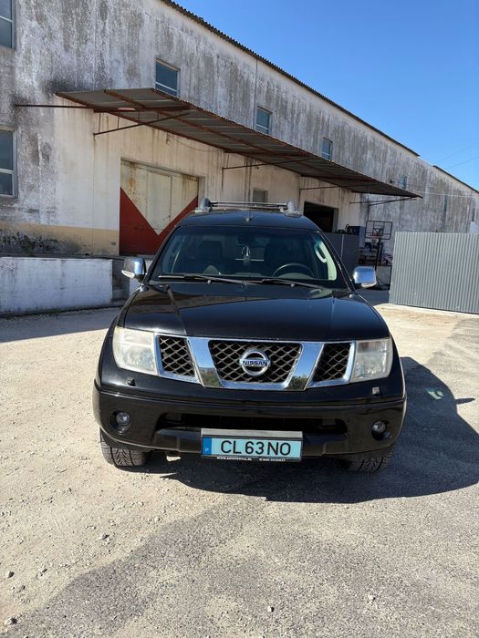 Nissan Navara 2.5 dCi CD LE Hi-Tech AT
